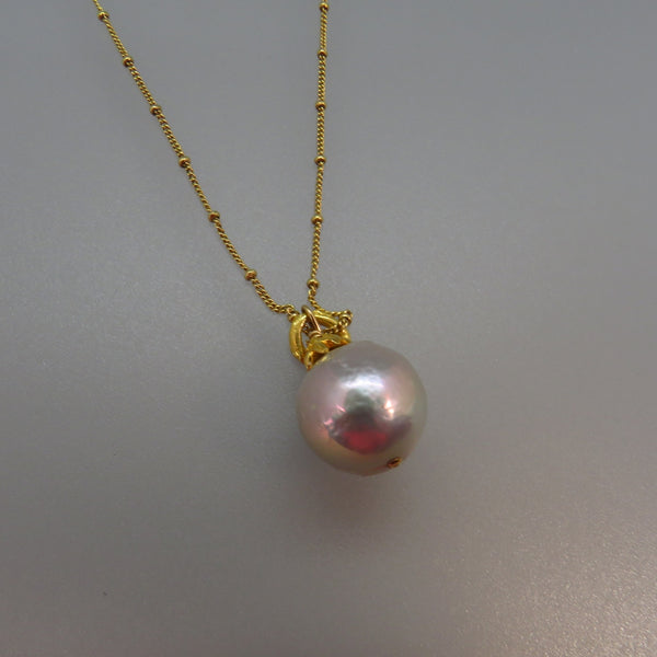 Gray Pearl Pendant Gold Chain