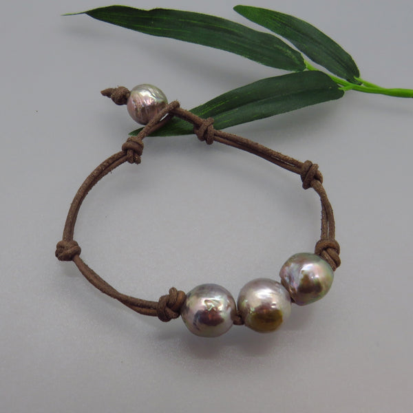 Gray Edison Freshwater Pearl and Leather Bracelet