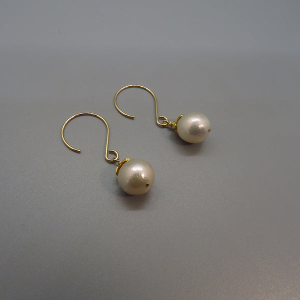 White Edison Freshwater Pearl Earrings