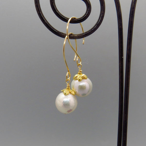 White Edison Freshwater Pearl Earrings